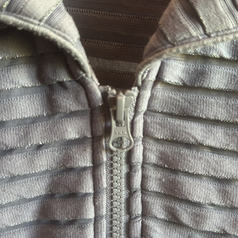 CLARA SUNWOO Light Gray Textured Ribbed Zip Front Jacket - Picture 8 of 10